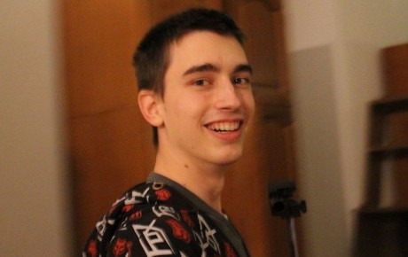 „Karanténinterjú” Mitrovics Zsolt atyával a Székesfehérvári Székesegyház káplánjával